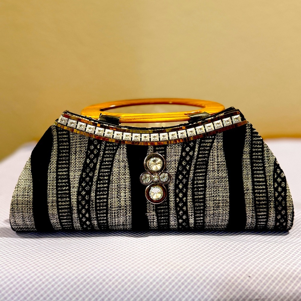 VNT Liz Claiborne Beaded Evening Bag Clutch Beaded Velvet Black Silver w/Mir